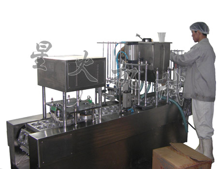 奶茶封口機(jī)-塑料杯自動灌裝封口機(jī)
奶茶封口機(jī)-塑料杯自動灌裝封口機(jī)