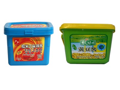 豆瓣醬封口機(jī)-塑料盒灌裝封口機(jī)
豆瓣醬封口機(jī)-塑料盒灌裝封口機(jī)