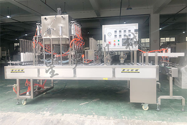 灌裝封罐機(jī)