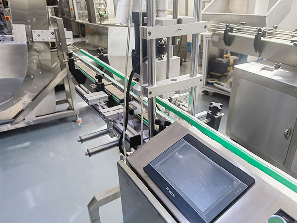 天津灌裝封口機(jī)加工流水線設(shè)備