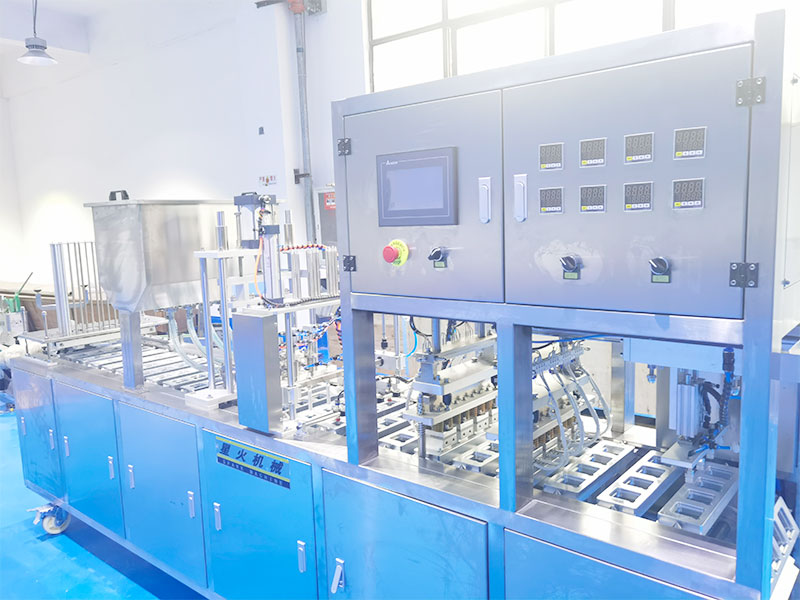 肉泥醬灌裝封口機(jī)械